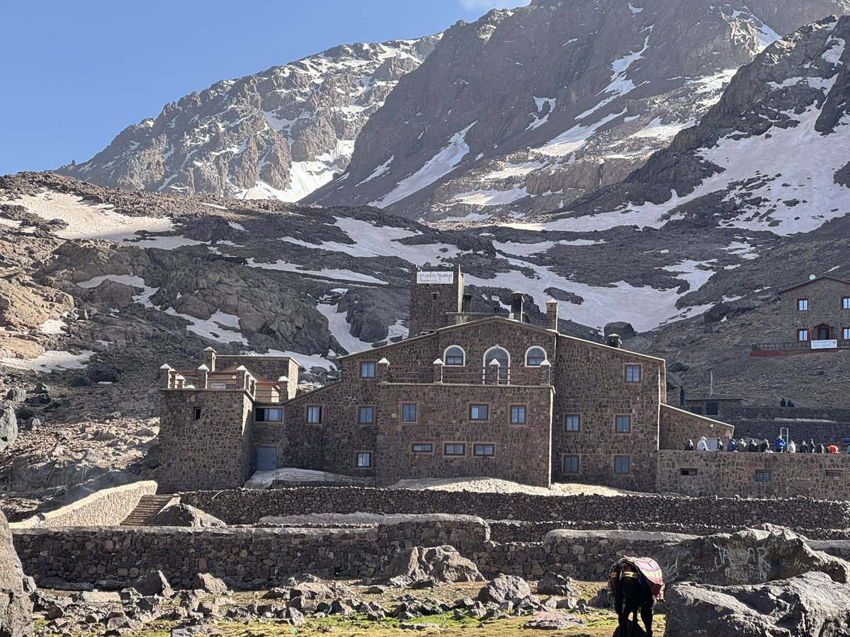 Good morning! This is the refuge at the base of Mount Toubkal.
