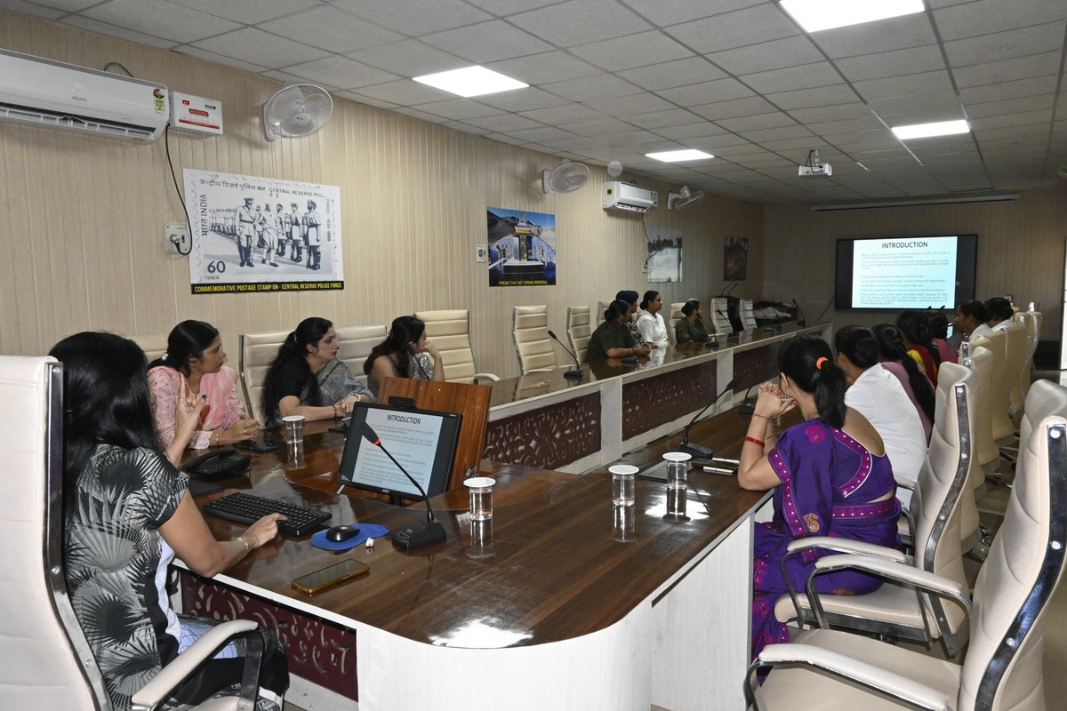 RCWASilchar's tweet photo. RCWA, CRPF SILCHAR ORGANISED “HEATH DAY FOCUS ON WOMEN’S HEALTH” AT GC, CRPF SILCHAR. DR. NEELAM BUNDEL, CMO CH SILCHAR DELIVERED A LECTURE ABOUT WOMEN’S HEALTH AWARENESS. ON THIS OCCASION SMT. JAGJEET KAUR, PRESIDENT RCWA AND MEMBERS OF RCWA, GC CRPF SILCHAR WERE PRESENT. https://t.co/BSP8ZZgdYK