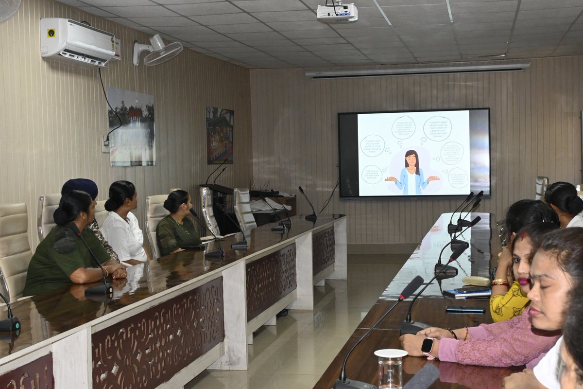 RCWASilchar's tweet photo. RCWA, CRPF SILCHAR ORGANISED “HEATH DAY FOCUS ON WOMEN’S HEALTH” AT GC, CRPF SILCHAR. DR. NEELAM BUNDEL, CMO CH SILCHAR DELIVERED A LECTURE ABOUT WOMEN’S HEALTH AWARENESS. ON THIS OCCASION SMT. JAGJEET KAUR, PRESIDENT RCWA AND MEMBERS OF RCWA, GC CRPF SILCHAR WERE PRESENT. https://t.co/BSP8ZZgdYK