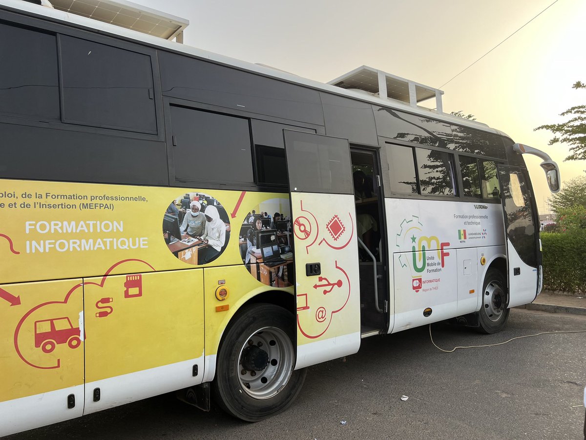 Ambassade du Luxembourg à Dakar🇱🇺🇸🇳 (@luindakar) on Twitter photo Visite du village scientifique de la #caravanedelespace -Etape #Kaolack, et du bus fomation mobile sponsorisé par <a href="/cooperation_lu/">Luxembourg Aid & Development</a>. Les jeunes, étudier les sciences&technologies c’est l’avenir! 🔭🛰️🚀 <a href="/AsesAgence/">ASES_Agence Sénégalaise d'Etudes Spatiales</a> <a href="/LuxDev_HQ/">LuxDev</a> #spacebus2025 Visite du village scientifique de la #caravanedelespace -Etape #Kaolack, et du bus fomation mobile sponsorisé par <a href="/cooperation_lu/">Luxembourg Aid & Development</a>. Les jeunes, étudier les sciences&technologies c’est l’avenir! 🔭🛰️🚀 <a href="/AsesAgence/">ASES_Agence Sénégalaise d'Etudes Spatiales</a> <a href="/LuxDev_HQ/">LuxDev</a> #spacebus2025