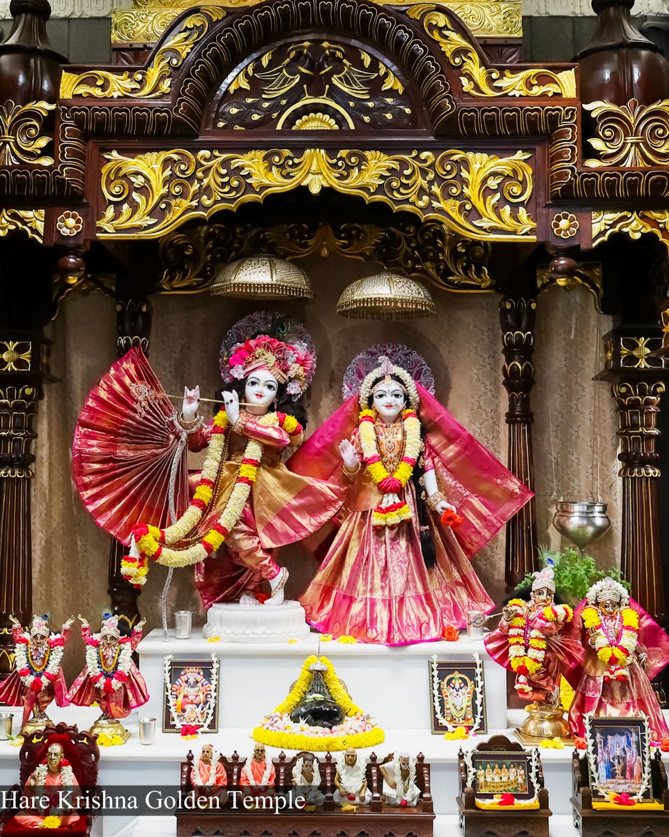 HKGoldenTemple's tweet photo. Whoever dies looking on the Personality of Godhead within or without attains his swarupa, which is the highest perfection of life. SB 1.9.39

#harekrishna
#harekrishnagoldentemple
#SriLakshmiNarasimha https://t.co/2vHIuGiOHv