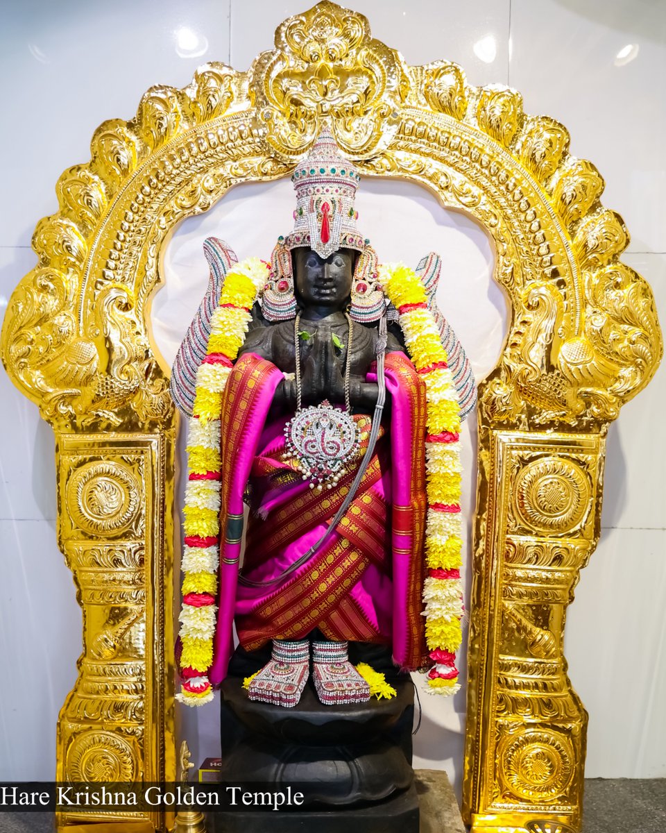 HKGoldenTemple's tweet photo. Whoever dies looking on the Personality of Godhead within or without attains his swarupa, which is the highest perfection of life. SB 1.9.39

#harekrishna
#harekrishnagoldentemple
#SriLakshmiNarasimha https://t.co/2vHIuGiOHv