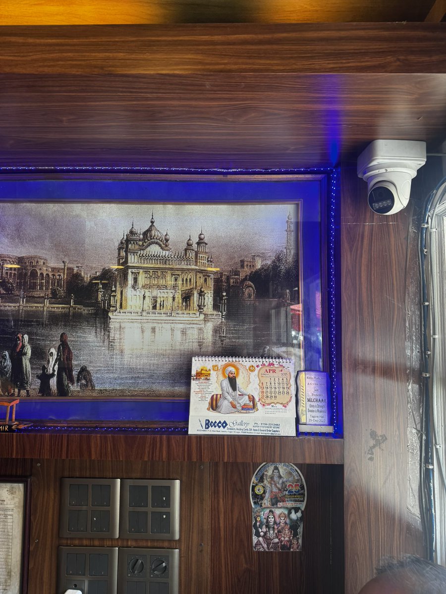 sardesairajdeep's tweet photo. In the middle of Pahalgam town, Dana Pani 100 % pure veg restaurant. Owned by a Sikh, has a Muslim manager, assistant manager is a Hindu, patronised mainly by Gujaratis and Maharashtrians. Has pictures of deities/holy places of all communities. All tourists have left now . ‘Please tell tourists to return without fear, this attack was not in the name of Kashmir.. we condemn it unconditionally.. ‘ #GroundZeroPahalgam