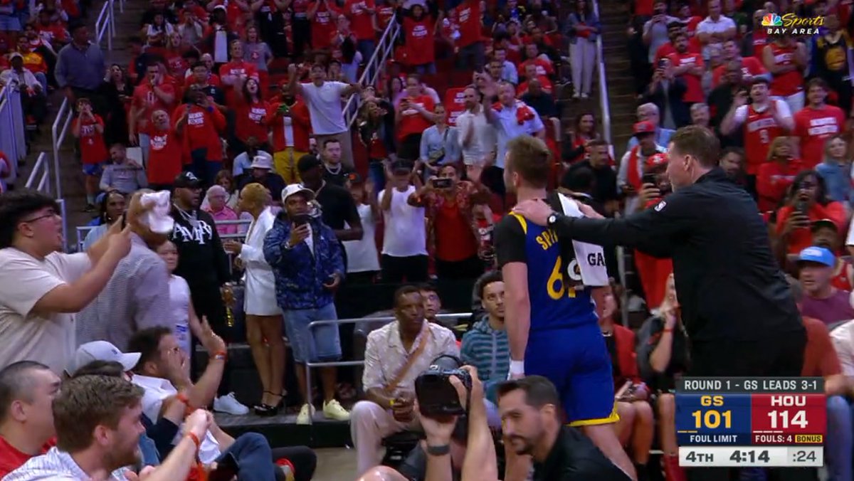 chanodesigns's tweet photo. lmaoooo MY FAVORITE WARRIOR NOW https://t.co/7knCnzMXYd