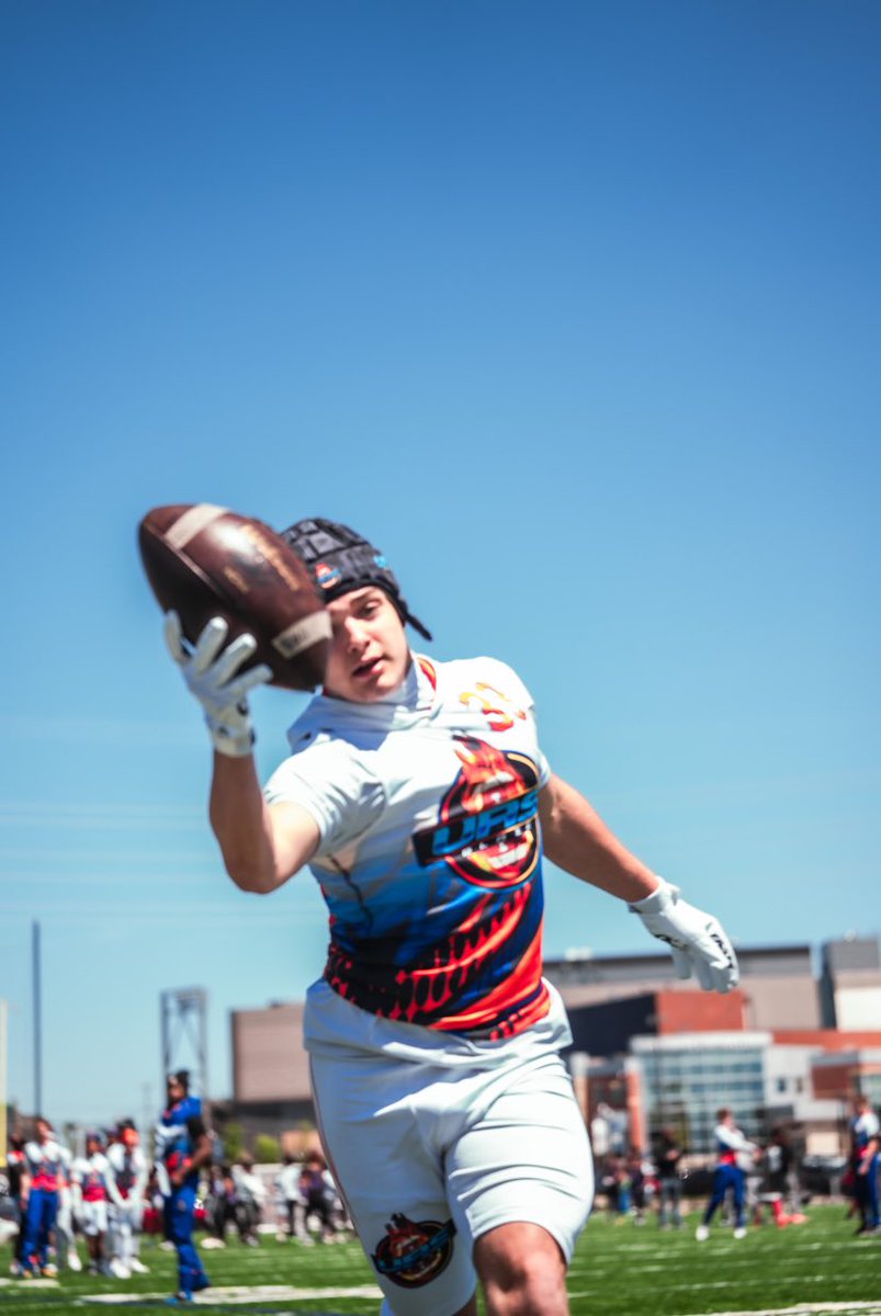 AnthonyAdinolfe's tweet photo. Had a great time over the weekend at the @ProFootballHOF @PrepRedzone 7on7 tournament with UAS blaze came up short in the quarter finals, put on for WNY! We got ballers! 
@WR_COACH_O @NFLJMal2 @Coach_Rankl @IamcoacHHeav @Coach_M_Peters https://t.co/y1fupaerFK
