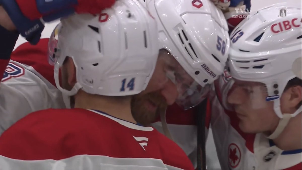 slaftwtsky's tweet photo. oh he loved this team so much iM SOBBING https://t.co/OW43Xx66ln