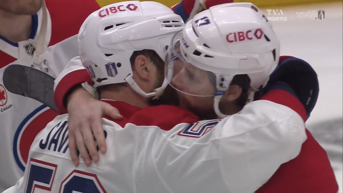 slaftwtsky's tweet photo. oh he loved this team so much iM SOBBING https://t.co/OW43Xx66ln