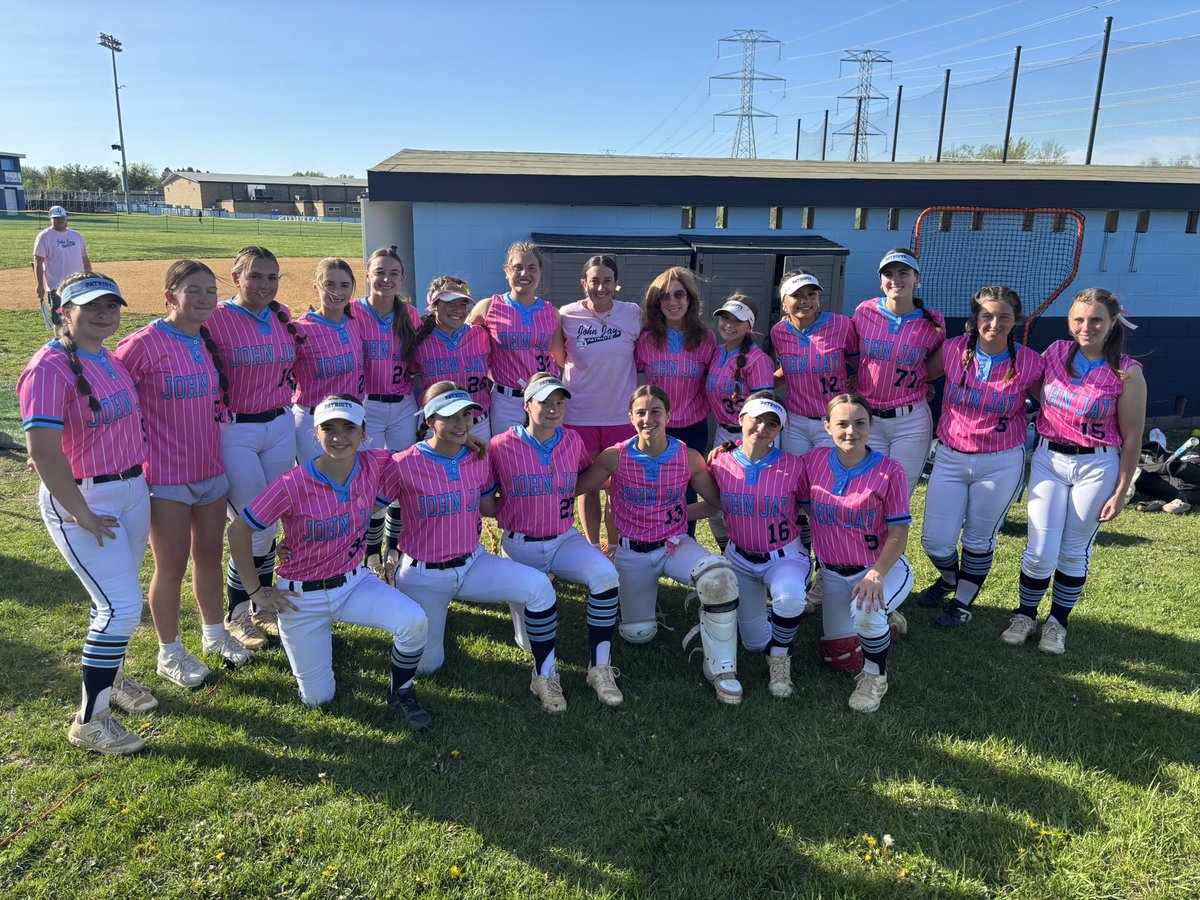 Final: John Jay 4, Brewster 6

Fell short in a back &amp; forth battle, but happy to raise money for <a href="/MilesofHopeBCF/">Miles of Hope</a> 💖

<a href="/LeahBarone2027/">Leah Barone</a> 2-3 2B RBI
@madisonwood29 2-3
<a href="/lydwyer07/">Lyla Dwyer</a> 1-3 R 2RBI SAC Fly

#HoldTheRope