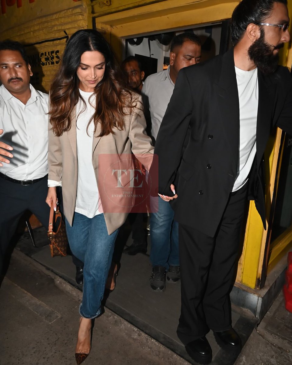 Ex-boyfriend of actress Deepika Padukone, Sidharth Mallya tied knots with  his girlfriend, Jasmine in a private ceremony. His father, Vijay Mallya  famous for being a fugitive, threw a big-bash party, which was, image size:960x1200