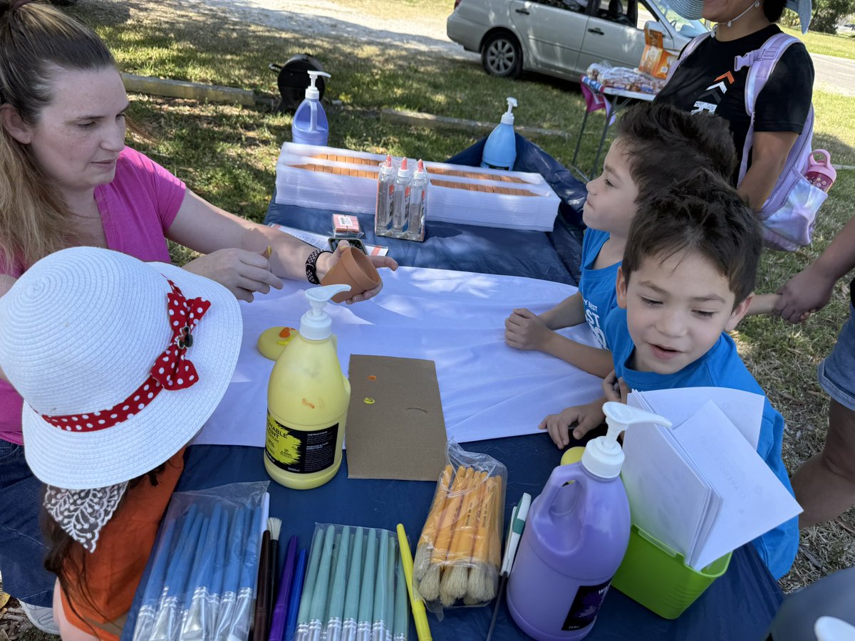Cinthia Pena (@cpenatpf) on Twitter photo An afternoon of learning and laughter!
Families gathered in the park for Plant, Glow & Bloom—a fun-filled day of games, stories, and tasty treats for curious little minds.<a href="/ThePattersonFdn/">The Patterson Foundation</a> <a href="/SuncoastCGLR/">Suncoast GL Reading</a> <a href="/LeerPara3ro/">Leer Para 3ro.</a> <a href="/remakelearning/">Remake Learning</a> An afternoon of learning and laughter!
Families gathered in the park for Plant, Glow & Bloom—a fun-filled day of games, stories, and tasty treats for curious little minds.<a href="/ThePattersonFdn/">The Patterson Foundation</a> <a href="/SuncoastCGLR/">Suncoast GL Reading</a> <a href="/LeerPara3ro/">Leer Para 3ro.</a> <a href="/remakelearning/">Remake Learning</a>