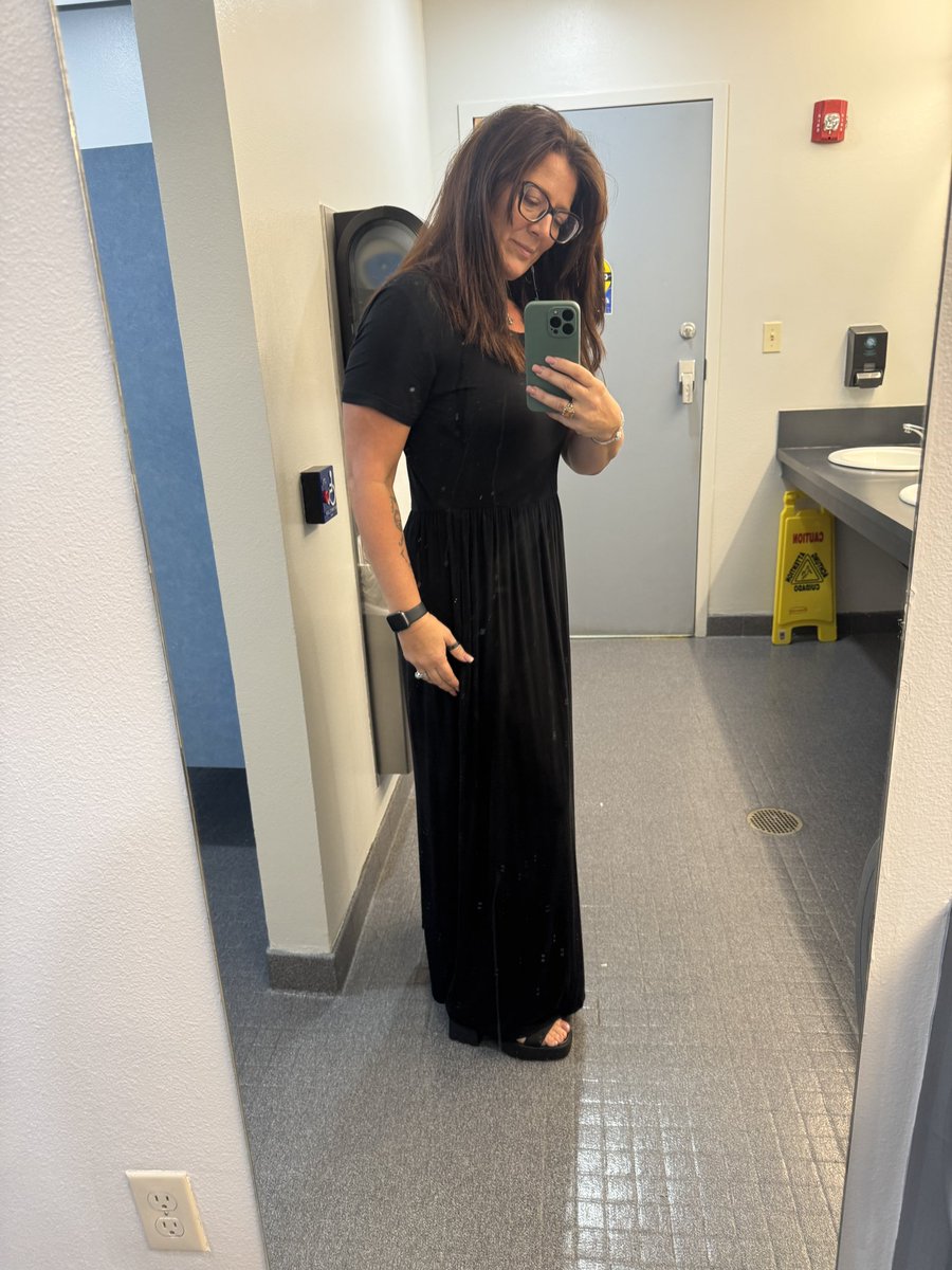 lee_eryka's tweet photo. Just some recent pics of my weight loss. 
Down 75lbs and feeling Great!!! https://t.co/XcRwEle1YQ