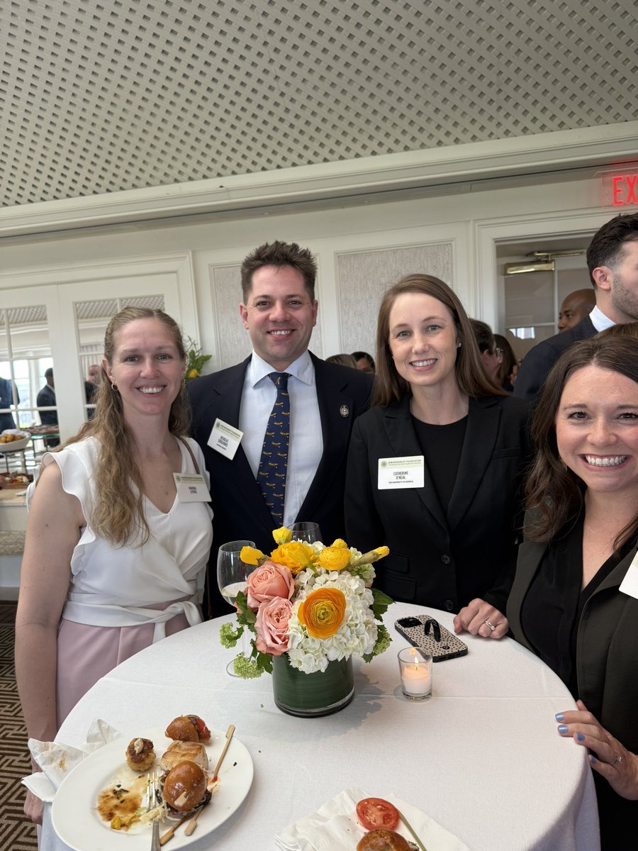 bwforg's tweet photo. We were proud to honor Senator Elizabeth Dole with this year’s Generous Persson Award at our annual DC spring event.
Her legacy of service and advocacy for military caregivers inspires us all. Thank you to everyone who joined us in DC!
#ElizabethDole #GotYour6 #MilitaryCaregivers