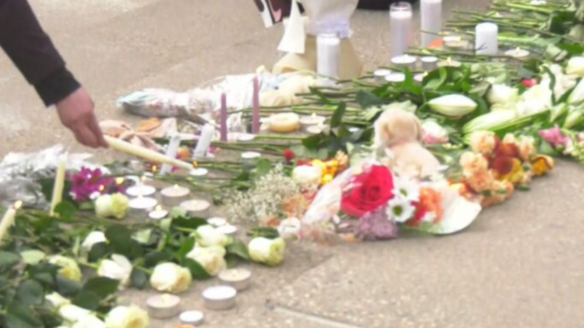 A vigil was held at Calgary’s city hall on Wednesday night for the victims of a deadly attack at a Filipino festival in Vancouver last weekend. <a href="/CTV_CAMILLA/">Camilla Di Giuseppe</a> has more. #yyc #calgary ctvnews.ca/calgary/video/…