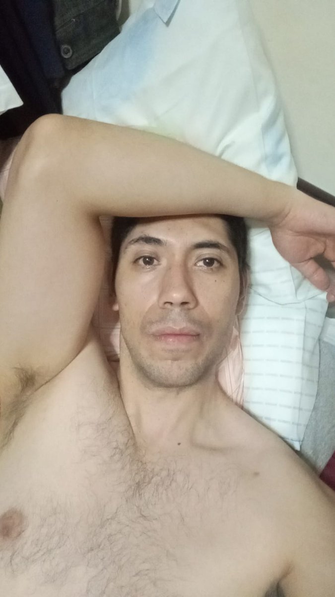 Lo q más m emperra del calor los pinches mosquitos ni para andar encuerado vale verch... 
Sígueme ➡️....y te siigo 😉 ⬅️