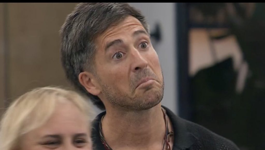 Estamos de acuerdo que esta placa es Juan Pablo al 9009? 
#GranHermano #GH2025 #GranHermanoArgentina