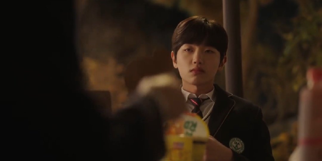 dearbubble7's tweet image. i feel so bad for hoon . it feels like he's the only one who's actually carried or cared about his friendship w bawoo this whole time 😭 

#SomethingIsNotRight #무언가잘못되었다 #SomethingIsNotRightEp5