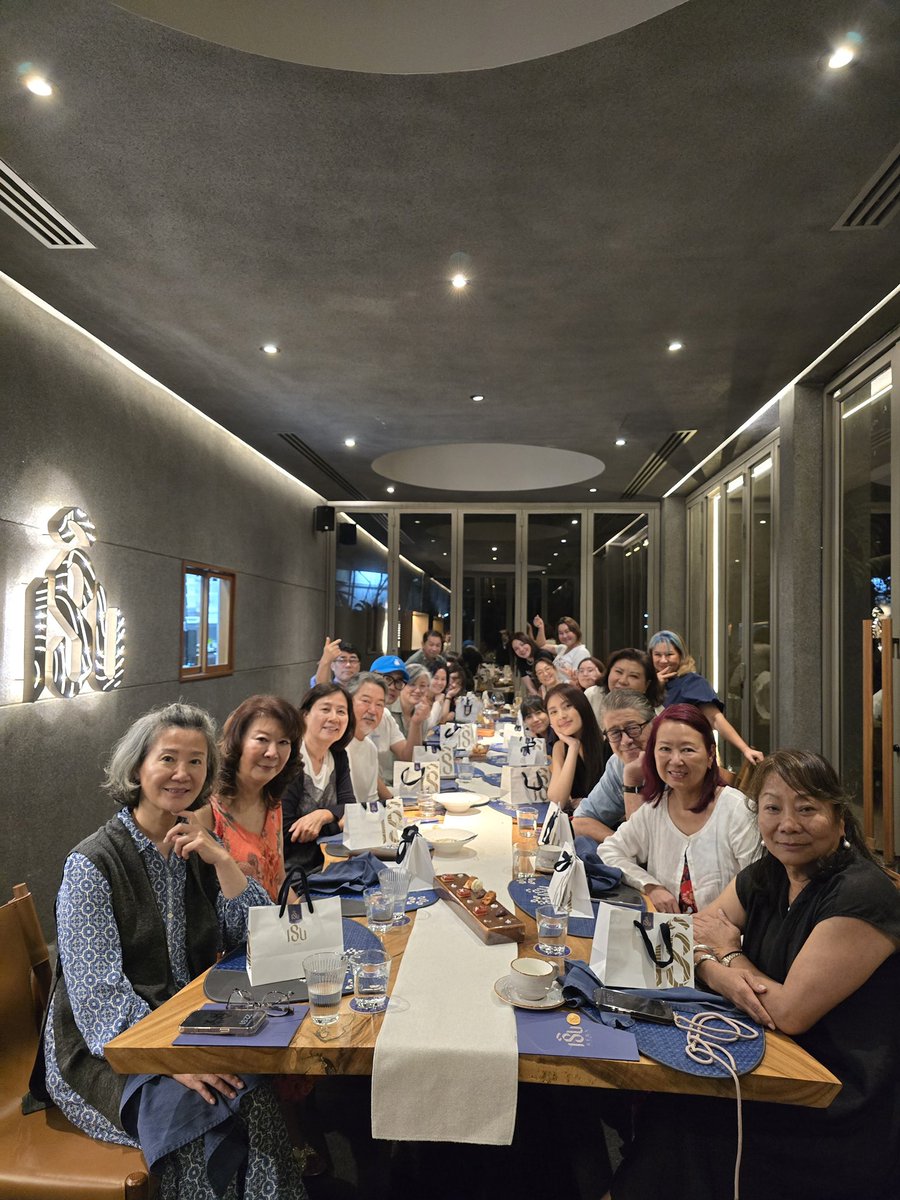 raymondtuan945's tweet image. We also reunited🥰