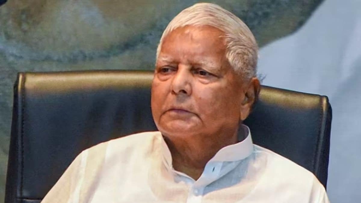 JaikyYadav16's tweet photo. कान पकड़कर करवायेंगे जातीय गणना : लालू प्रसाद यादव

हर हाल में करवाएंगे जाति जनगणना: अखिलेश यादव 

जाति जनगणना को कोई भी ताक़त नहीं रोक सकती: राहुल गाँधी 

यदि आपको यह लग रहा हो कि 

जाति जनगणना करवाने का फैसला सरकार का ख़ुद का फैसला है तो आप बेहद ही भोले हो क्योंकि

यह फैसला संयुक्त विपक्ष के दबाव और लगातार जातीय जनगणना पर ज़ोर देने के कारण आया है।