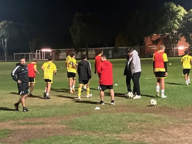 FulhamUtd's tweet photo. Our Under 17s were joined at training last night by @adelaideunited players Isaias Sanchez and Javi Lopez! Special thanks to Mark Frigo for organising. The boys loved having them out!

#wearefulhamunited #since1970 https://t.co/iQF8T5oY7p
