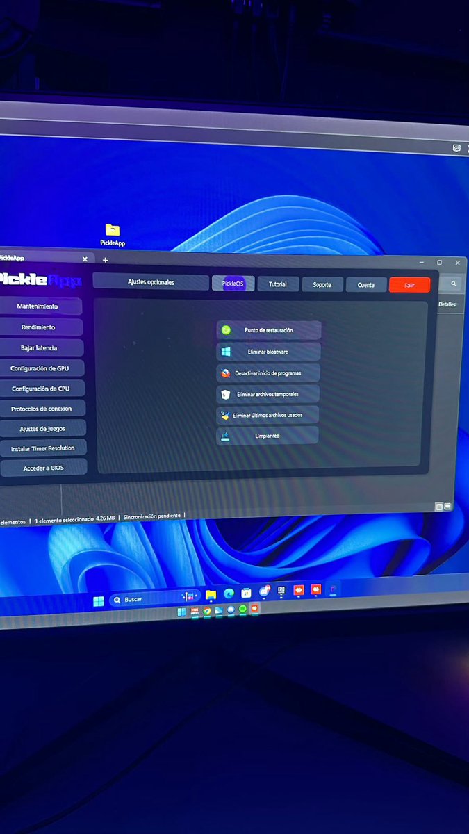 Alejandro tweet media