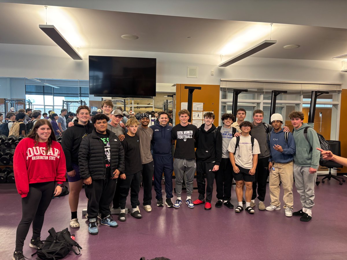 Pretty special day at North Creek! We had Mike Macdonald come and speak to our team. Great coach and an even better guy.