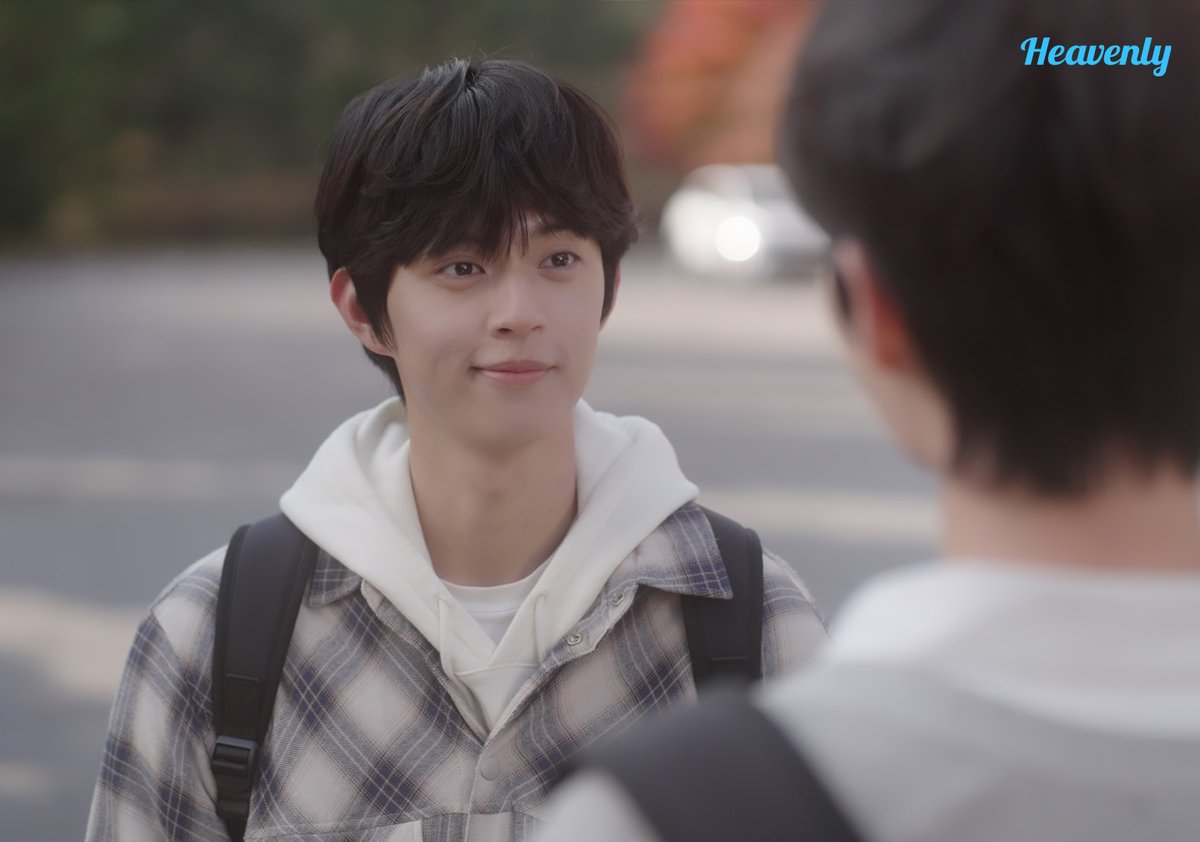 pkjimin_bts's tweet image. Hamin cada vez está enamorado más de Bawoo, la forma en que lo mira.💜

#무언가잘못되었다
#SomethingIsNotRight
#SomethingIsNotRightEP6