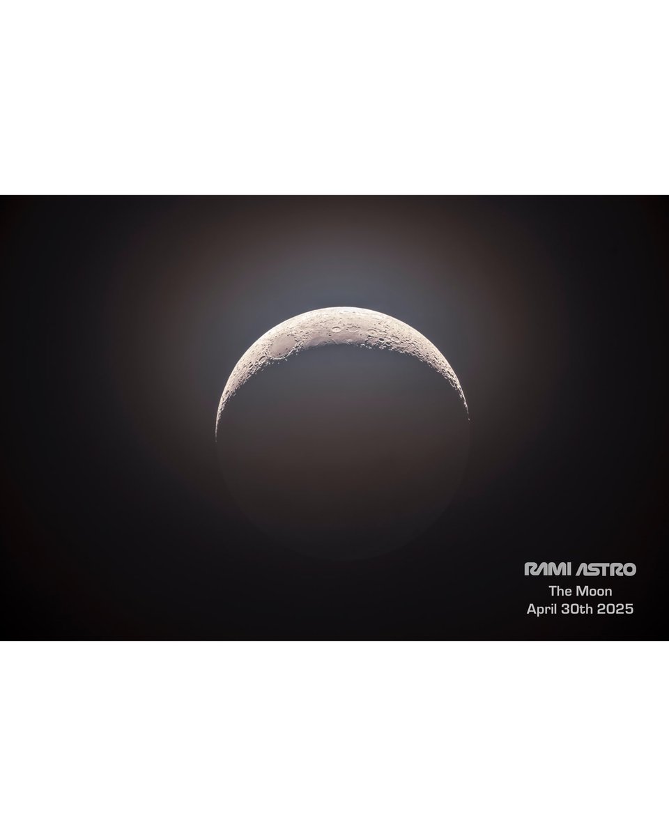 If you looked at the Moon through my telescope tonight, this is exactly what you’d see.
This image is a single exposure, lightly edited to lift the shadows and tone down the highlights.
Minimalistic images of the Moon have always been my favorite—there’s beauty in simplicity.