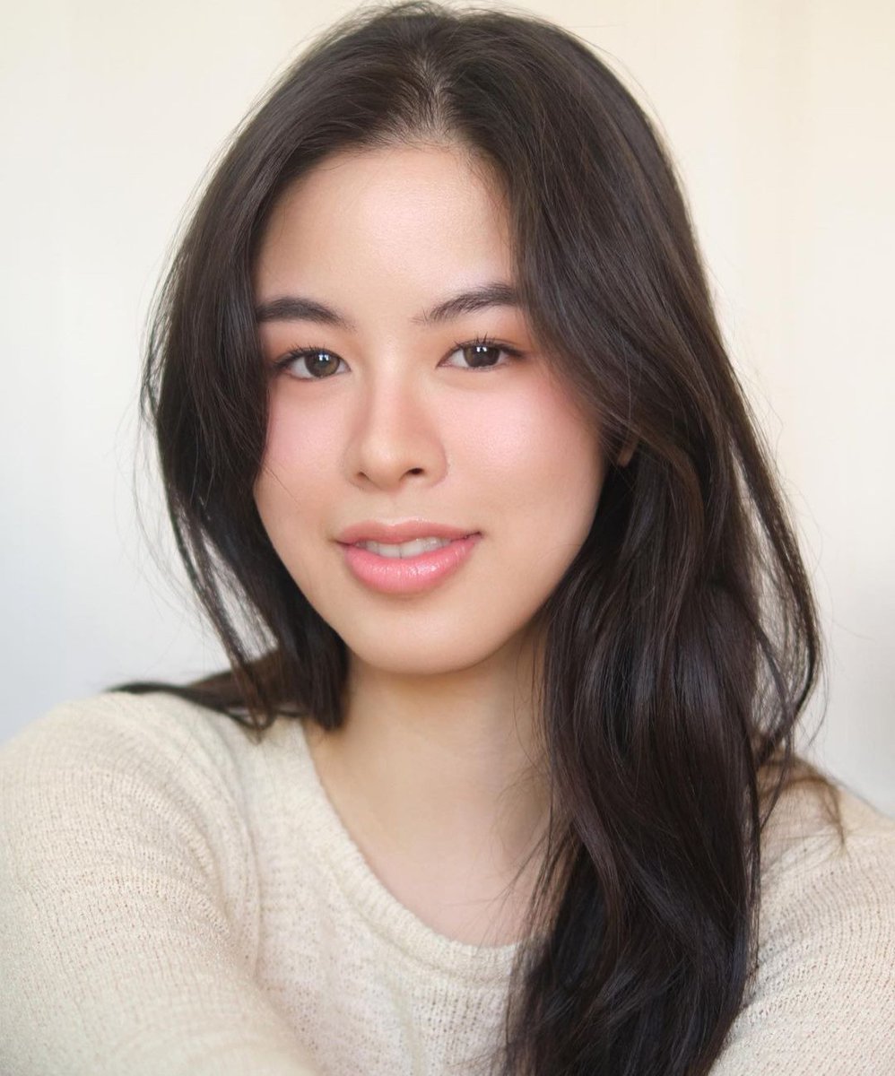 Happy 26th Birthday 🎉🎂 <a href="/KissesDelavin/">Kisses Delavin</a>!!
Kissables misses you so so much..