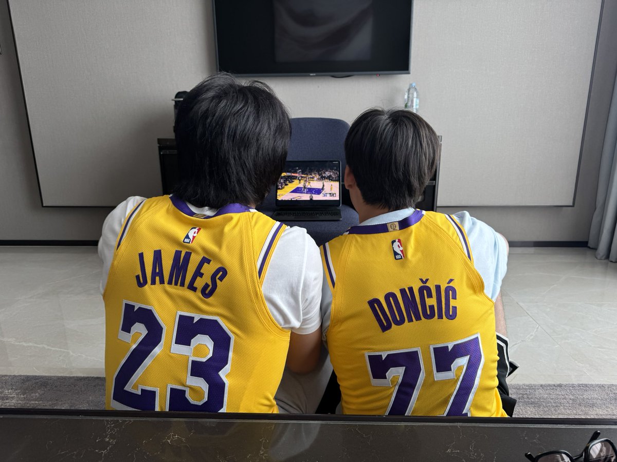 Uncle Bron and Baby Luka
#MyGoldenBloodEP8