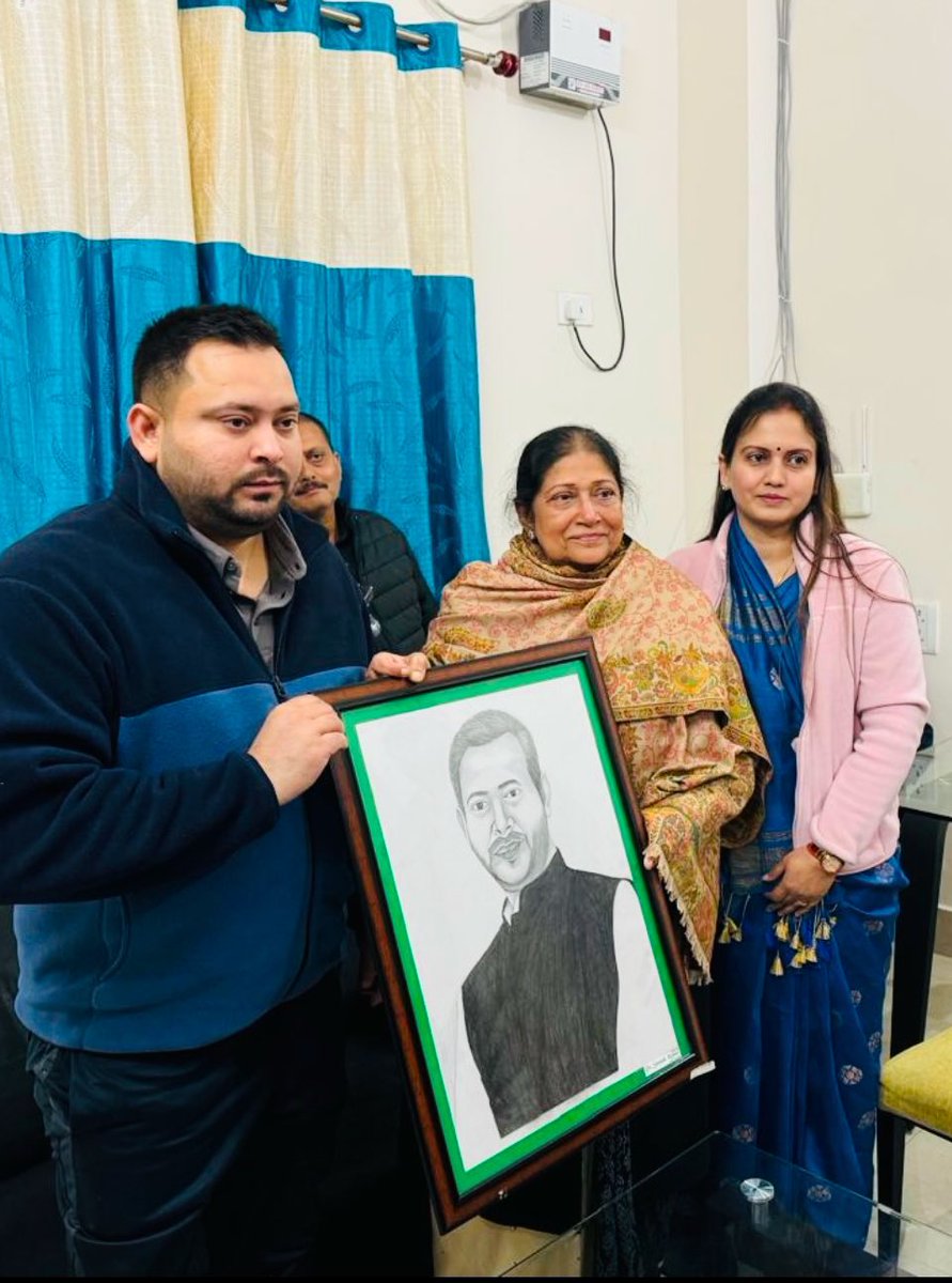 केंद्र सरकार को आज जातिगत जनगणना के मुद्दे पर झुकना पड़ा है, और इसका श्रेय वर्तमान समय में यदि किसी एक नेता को जाता है, तो वह हैं तेजस्वी यादव जी। तेजस्वी हैं तो मुमकिन है ।
यह जीत समाजवाद की जीत है।