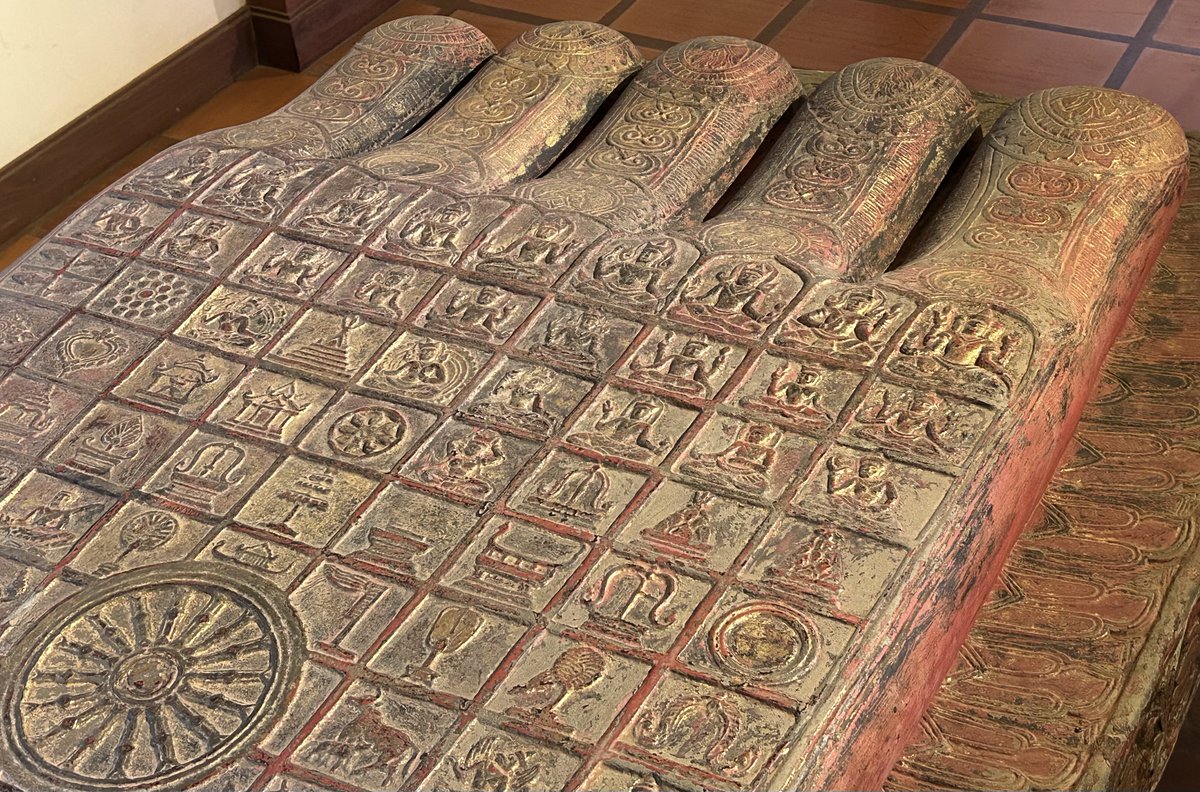 vicitracitta's tweet photo. Buddhapāda with images of deities and auspicious symbols (detail), c. 1300-1600, Angkor Wat, Preah Norodom Sihanouk-Angkor Museum https://t.co/rhvt2iMRes