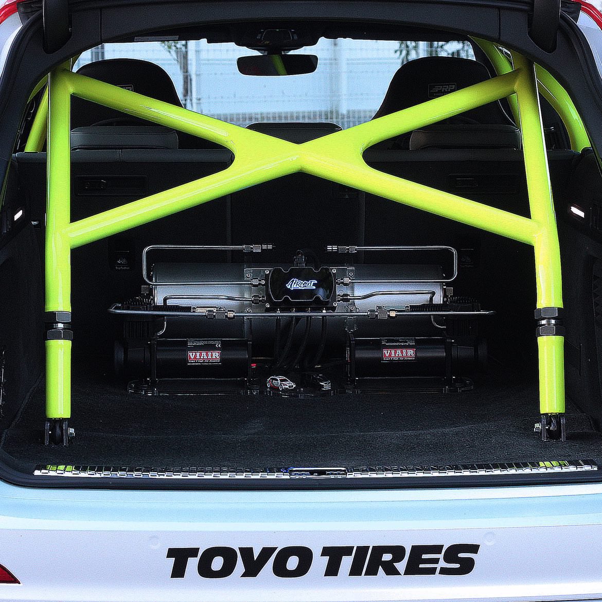 AIRMEXT_JP's tweet photo. ご存知の方も居ると思いますが
アウディDTM仕様に変更致しました。
まだ仮完成ですがこちらでwekfestに行きます。
ご協力頂いた企業様本当にありがとうございます😊

フルラップロゴ印刷
パネルに一枚貼り
しかも、プレスに合わせて、匠の技術

ロールゲージ　フルスムージング

wekfest2025 lets Go https://t.co/le6vh43yvU