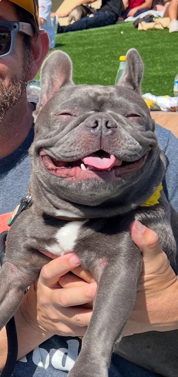 I mean… come on… she’s just so happy.