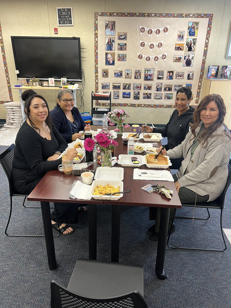 The appreciation &amp; love for these Office Angels continues! #administrativeassistantmonth #youareloved #specialbreakfast #deckermakeswaves #proud2bepusd