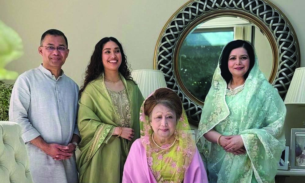 দুই পুত্রবধূসহ সোমবার দেশে ফিরতে পারেন খালেদা জিয়া