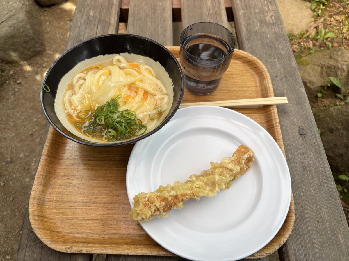 shoyu0701's tweet photo. と道中で食べたうどん https://t.co/n4gdNJukeV