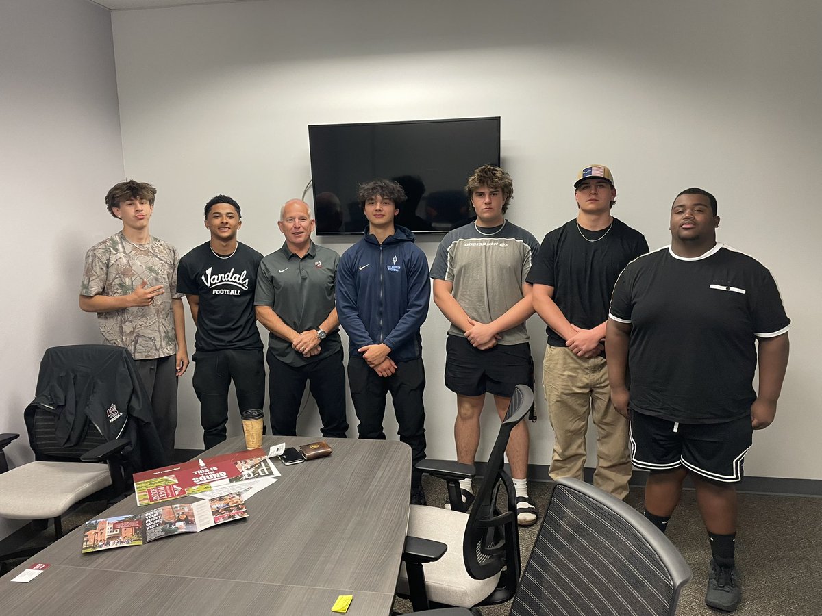 TidesFootball (@ghtidesfb) on Twitter photo Big shoutout to <a href="/KeimTimeFB/">Jud Keim - U. of Puget Sound FB. Co-DC/Secondary</a> for pulling up to GHH today!
The Tides were fired up to meet you and show what they’re about. Appreciate you making the time!
<a href="/jeffscoma/">Coach Jeff Scoma 🏈</a>
<a href="/EthanTrader_4/">Ethan Trader</a>
<a href="/isaiahbraggs188/">Isaiah</a>
TrystanHall
Justin Morris
Hunter Parris
Peyton Howard
Isaiah Braggs Big shoutout to <a href="/KeimTimeFB/">Jud Keim - U. of Puget Sound FB. Co-DC/Secondary</a> for pulling up to GHH today!
The Tides were fired up to meet you and show what they’re about. Appreciate you making the time!
<a href="/jeffscoma/">Coach Jeff Scoma 🏈</a>
<a href="/EthanTrader_4/">Ethan Trader</a>
<a href="/isaiahbraggs188/">Isaiah</a>
TrystanHall
Justin Morris
Hunter Parris
Peyton Howard
Isaiah Braggs
