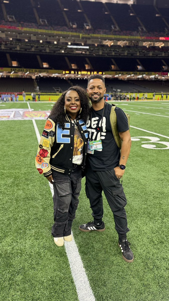 rontyoung's tweet image. Me and the wife