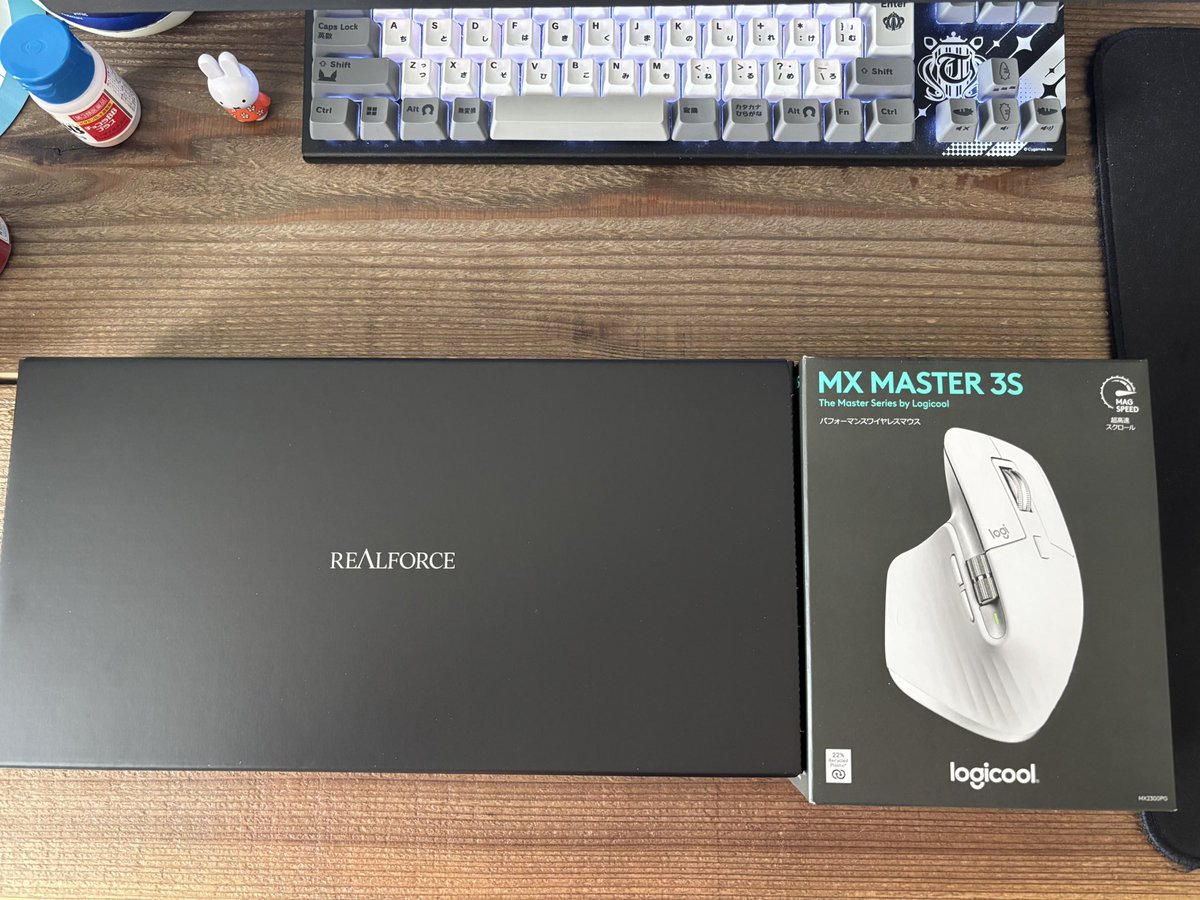 TaylorFNE's tweet photo. 会社用のデバイス買った〜✌️ https://t.co/yfJunxwT7C