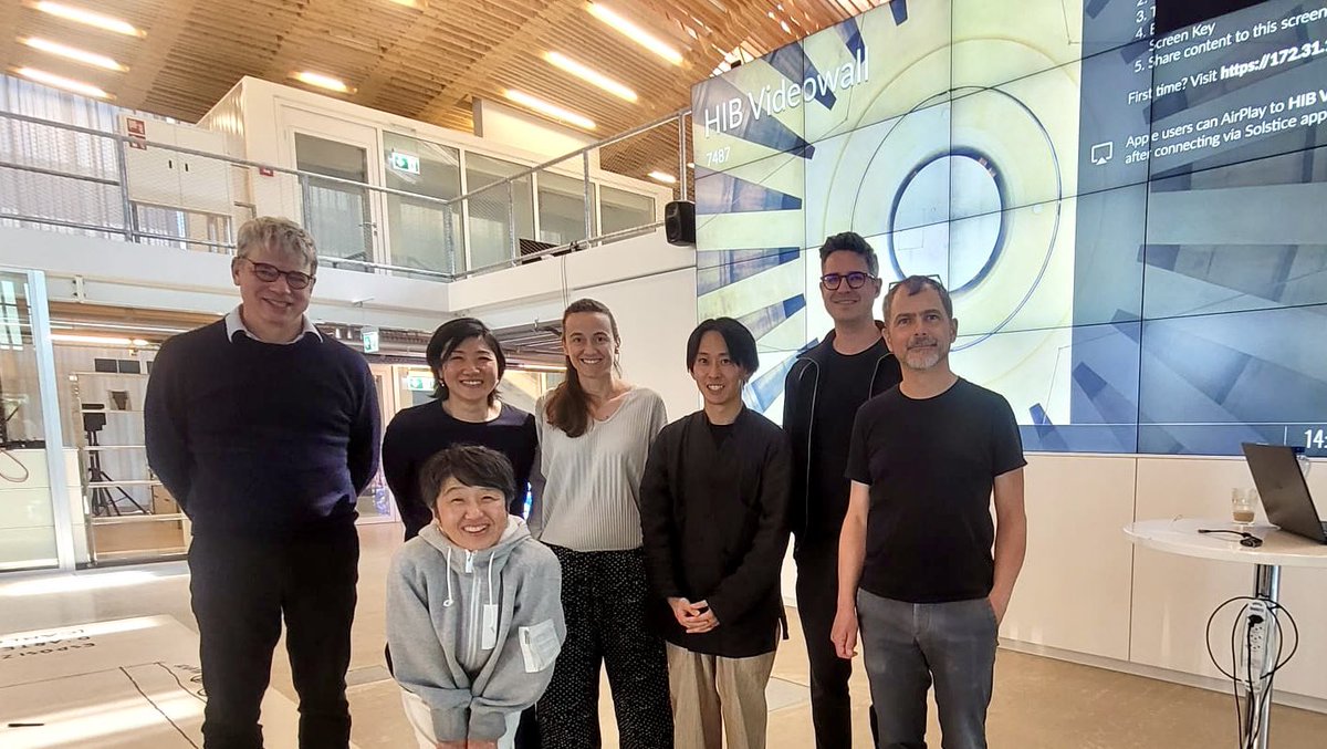 昨日スイスのETH で人生初の海外レクチャーをしてきました。午前は学部生向けに、午後は大学院生向けに話しました。グローバルな建築家でありつつスタートアップをやってるアンサンブルスタジオのデポラとAUARのジル2人に挟まれるという奇跡的な構図。