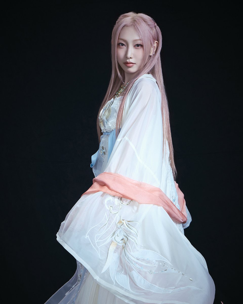 Gp1up1ZaYAA-0NZ?format=jpg&name=medium