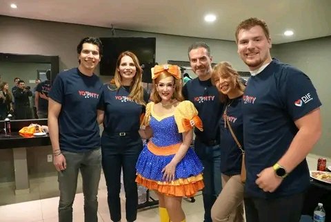revistacodigo21's tweet photo. El #PequeFest de Adrián de la Garza en la Arena Monterrey: ¿Evento de Día del Niño o acto de pre-pre campaña para la gubernatura de Nuevo León?
Meses antes, el alcalde priísta de MTY se quejó de la falta de recursos económicos en Municipio.
Y hoy echó la casa por la ventana. https://t.co/hoyAySpSkO