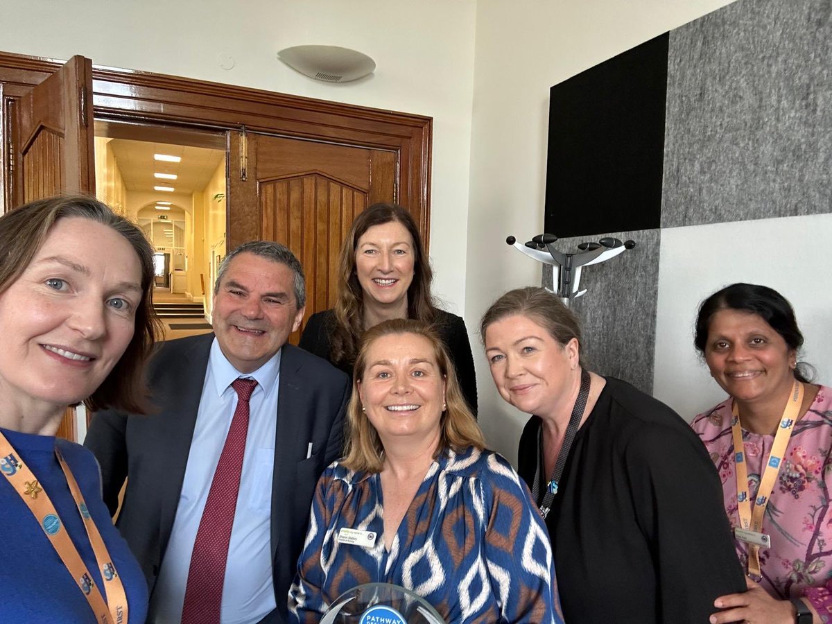 Sharon Slattery DoN (@sjhdon) on Twitter photo Great to share #SJHNursing Pathway to Excellence designation with two great supporters Eileen Whelan & Jonathan Drennan <a href="/ucdsnmhs/">UCD School of Nursing, Midwifery & Health Systems</a> Thank you both 🌸 #WorkplaceHealth&Wellbeing <a href="/pathway_team/">Pathway to Excellence®</a> <a href="/AnaCindee/">Christine Pabico</a> Great to share #SJHNursing Pathway to Excellence designation with two great supporters Eileen Whelan & Jonathan Drennan <a href="/ucdsnmhs/">UCD School of Nursing, Midwifery & Health Systems</a> Thank you both 🌸 #WorkplaceHealth&Wellbeing <a href="/pathway_team/">Pathway to Excellence®</a> <a href="/AnaCindee/">Christine Pabico</a>