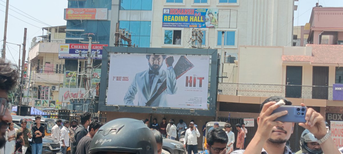YashTweetz___'s tweet photo. Showtime : #HIT3TheThirdCase with @gymf907 at Konark🔥
#YM2025 #HIT3 #Hit3Movie #Hit3FDFS #HIT3FromMay1st #HIT3FromToday #Nani #NaturalStarNani #NaturalStar https://t.co/mxyHd4ojFF