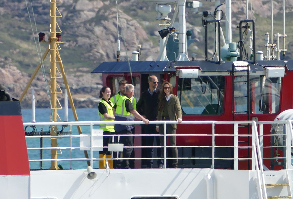 EdgeofMull's tweet image. There was much excitement for our local crew on the Fionnphort - Iona ferry with the Prince and Princess of Wales enjoying the view from the upper deck.