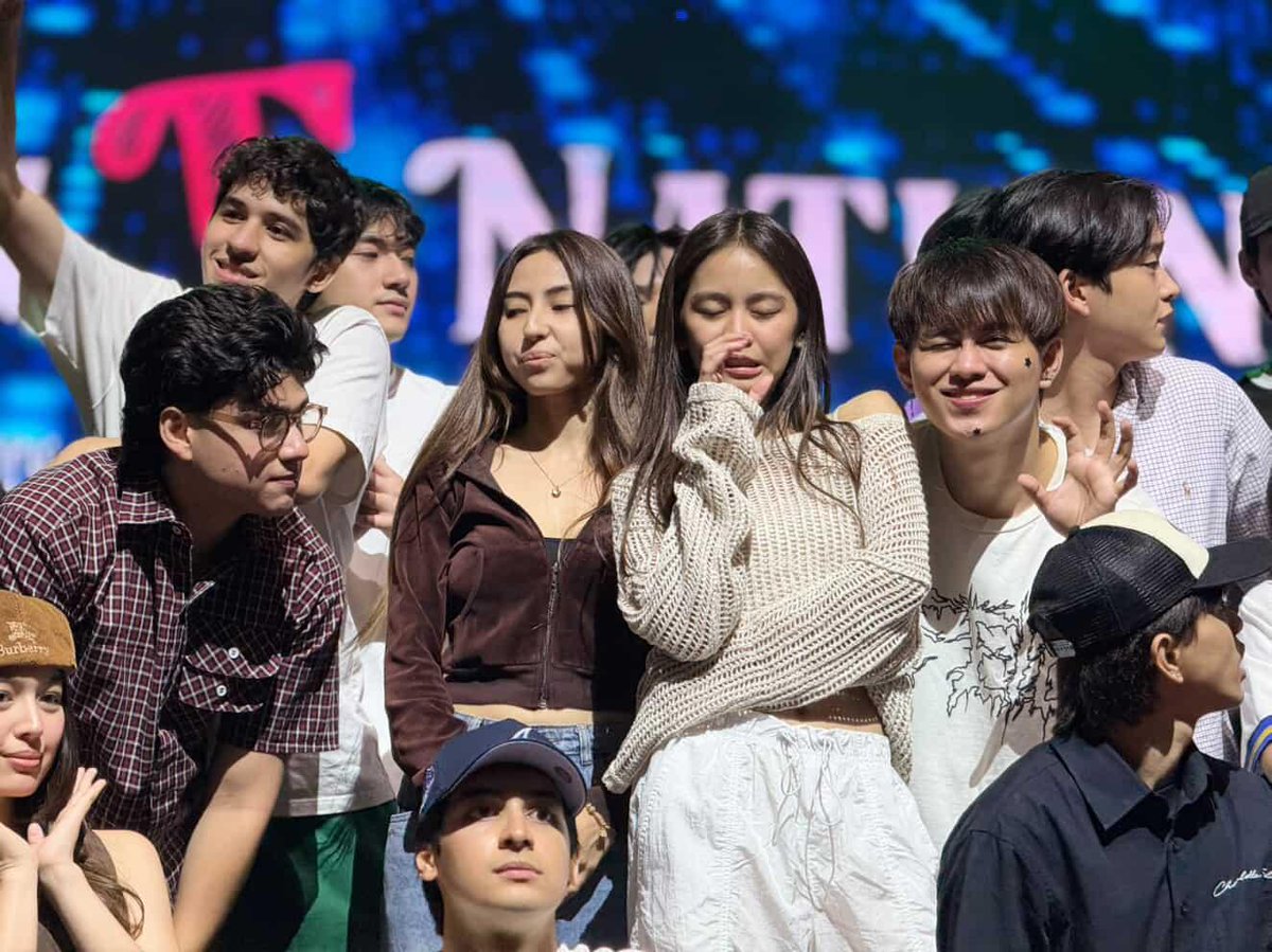Aazkye's tweet photo. All for ashdres, keepers for keeps 

#AshtinOlviga #andresmuhlach #AshDres #SectionE #GrandFanMeet #fypシ゚viralシ #foryoupageシ https://t.co/BSa77QreGX