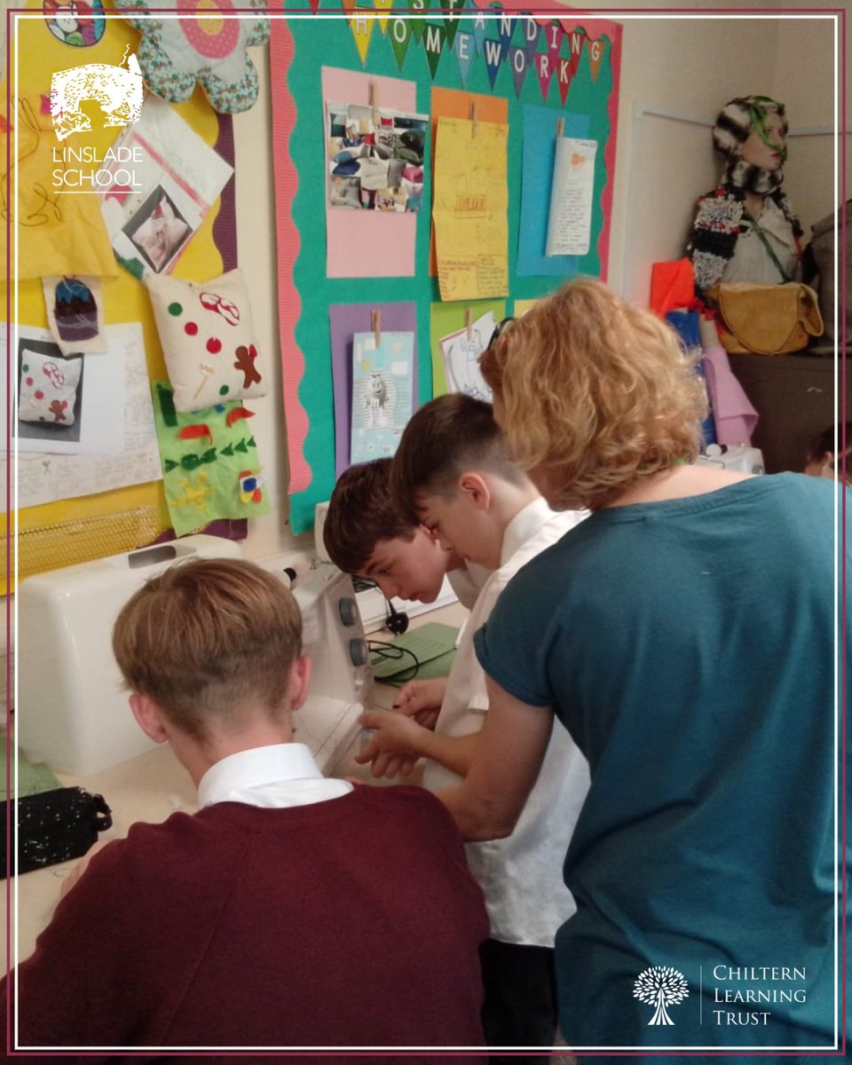 Linslade School (@linsladeschool) on Twitter photo Year 8 are getting hands-on and developing their Textiles skills! So much creativity and innovation happening in the classroom. π§΅ #Textiles #Year8Learning #CreativeMinds
<a href="/PMStock11/">Phil Stock</a> <a href="/mjpGibbs/">Mark Gibbs</a> <a href="/MrsB_House/">Becky House</a> <a href="/Mnormanedu/">Melanie Norman</a> <a href="/ChilternLT/">Chiltern Learning Trust</a> Year 8 are getting hands-on and developing their Textiles skills! So much creativity and innovation happening in the classroom. π§΅ #Textiles #Year8Learning #CreativeMinds
<a href="/PMStock11/">Phil Stock</a> <a href="/mjpGibbs/">Mark Gibbs</a> <a href="/MrsB_House/">Becky House</a> <a href="/Mnormanedu/">Melanie Norman</a> <a href="/ChilternLT/">Chiltern Learning Trust</a>