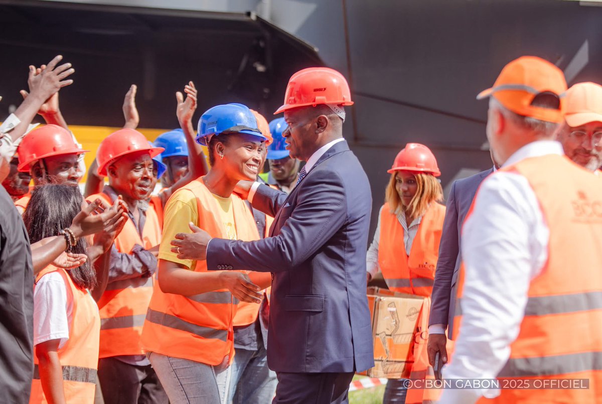 Depuis le 30 août 2023, le Président élu Brice Clotaire <a href="/oliguinguema/">Brice Clotaire Oligui Nguema</a> s’est mis à la tâche sans relâche, avec pour seul objectif : rebâtir la nation, restaurer la justice sociale et offrir au peuple gabonais les conditions d’un avenir digne et prospère.

En ce 1er mai, journée