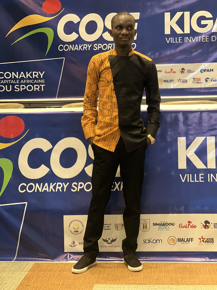 Du 13 au 14 Mai se tiendra à Conakry le premier salon professionnel du Sport. Un projet d’envergure qui est aussi une invite au voyage ou l’authenticité, la culture et l’amour du sport crée une atmosphère unique et vibrante.