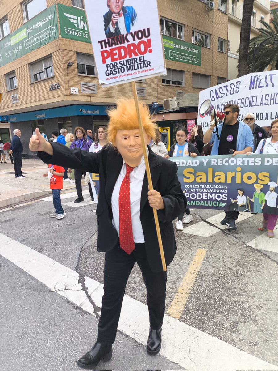 Nuria Triguero (@nuriatriguero) on Twitter photo Un año más, cubriendo el Primero de Mayo en Málaga, que esta vez tiene un marcado enfoque defensivo (que no militar) para proteger derechos conquistados frente a la oleada de extrema derecha <a href="/ccoomalaga/">CCOO MÁLAGA</a> <a href="/ugtmalaga/">UGT MÁLAGA</a> Un año más, cubriendo el Primero de Mayo en Málaga, que esta vez tiene un marcado enfoque defensivo (que no militar) para proteger derechos conquistados frente a la oleada de extrema derecha <a href="/ccoomalaga/">CCOO MÁLAGA</a> <a href="/ugtmalaga/">UGT MÁLAGA</a>